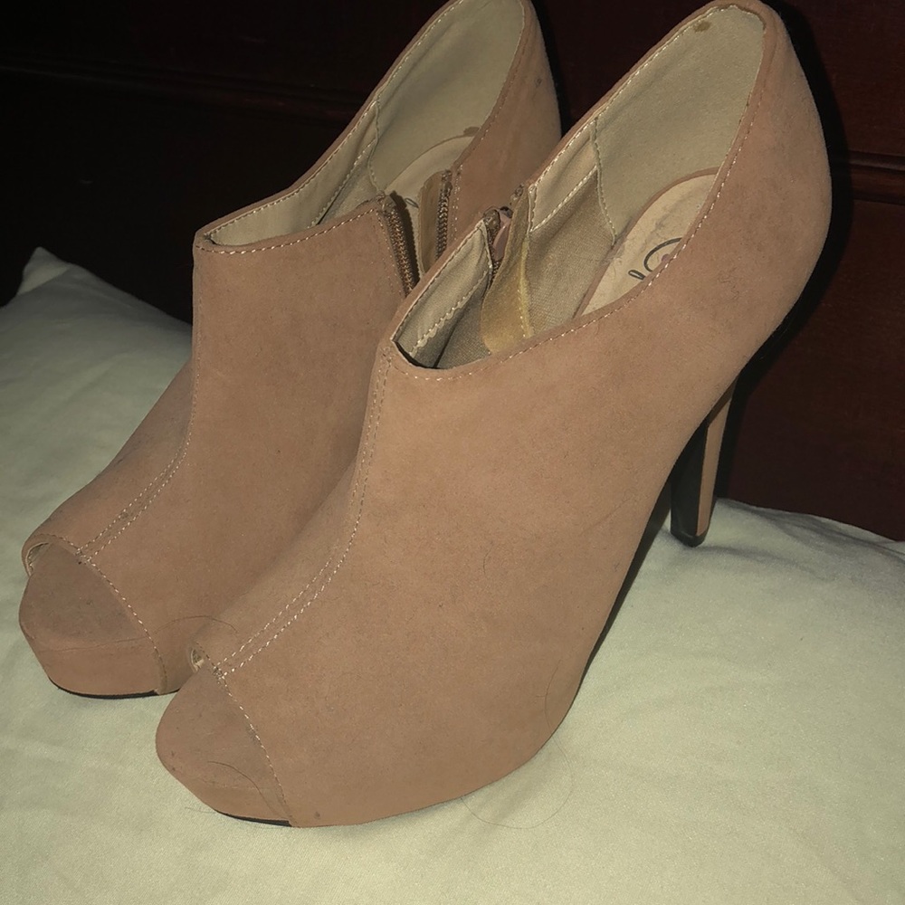 Beige platforms,